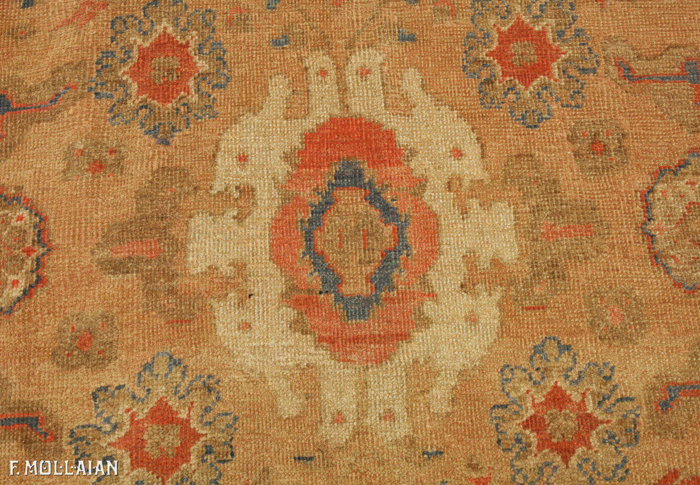 A Very Large Antique Persian Bakshaish Carpet n°:50525491